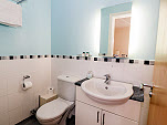 Manaros - Y Rhiw Bathroom